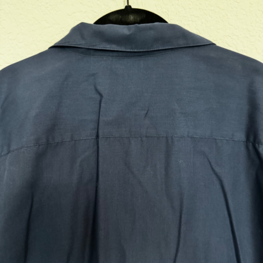 Cabin Creek Button Down Navy Blue Shirt with Collar and shirt pockets - Picture 11 of 14